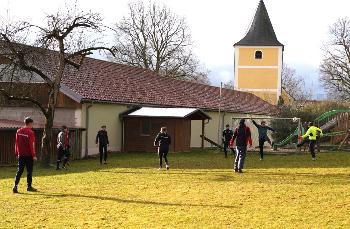 Heilig-Abend-Fußball in Lennesrieth – seit 28 Jahren