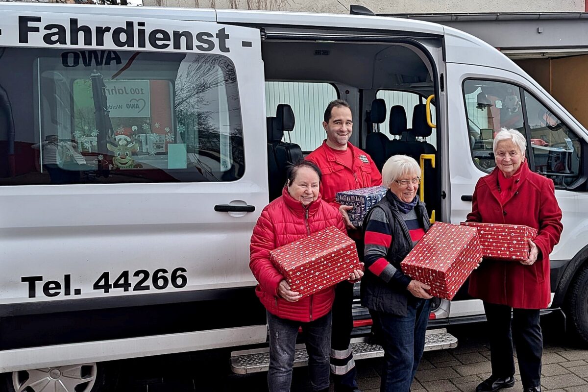 AWO Weiden: Weihnachtspakete bringen Freude
