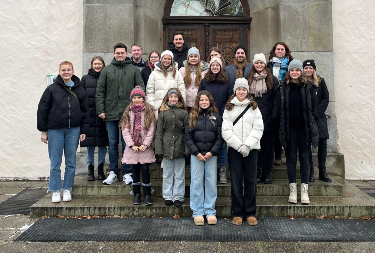 Kolping und Landjugend bringen adventliche Freude zu Mitbürgern