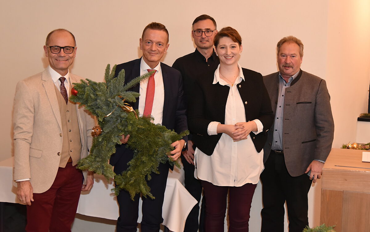 Burg Falkenberg feiert Ehrenamt und Integration