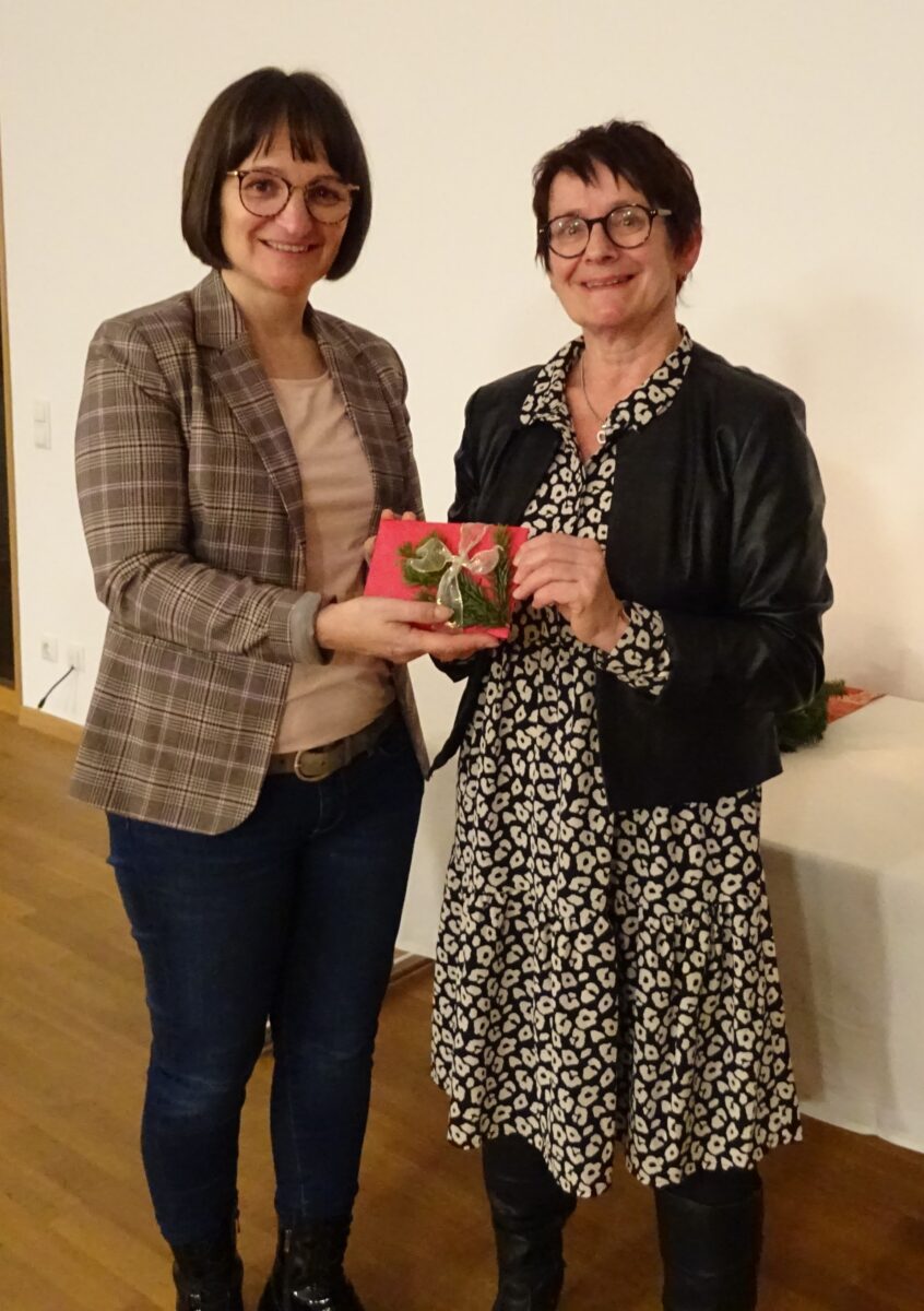 Frauenbund Waldthurn spendet 500 Euro für Frauenhaus