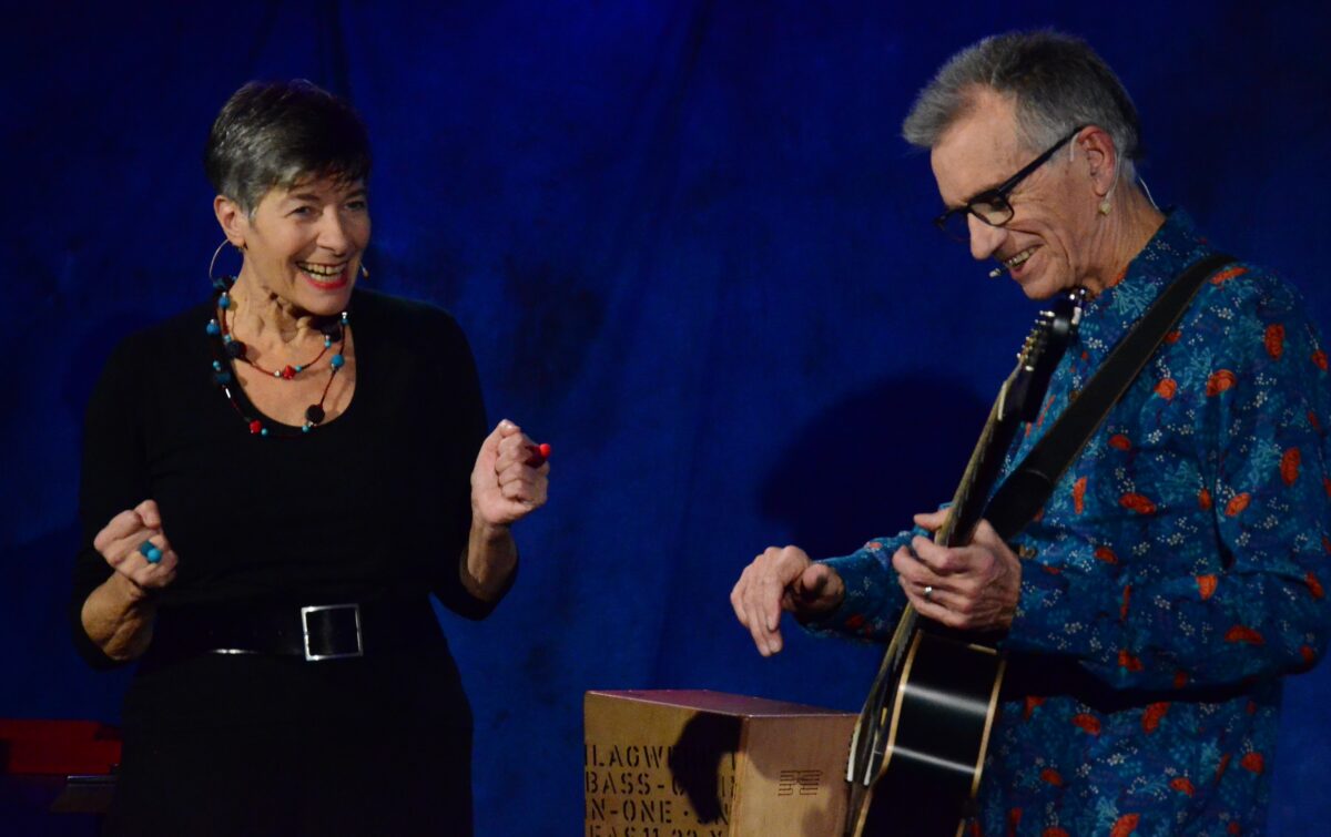 Kurzweilige Unterhaltung im falschen Waggon