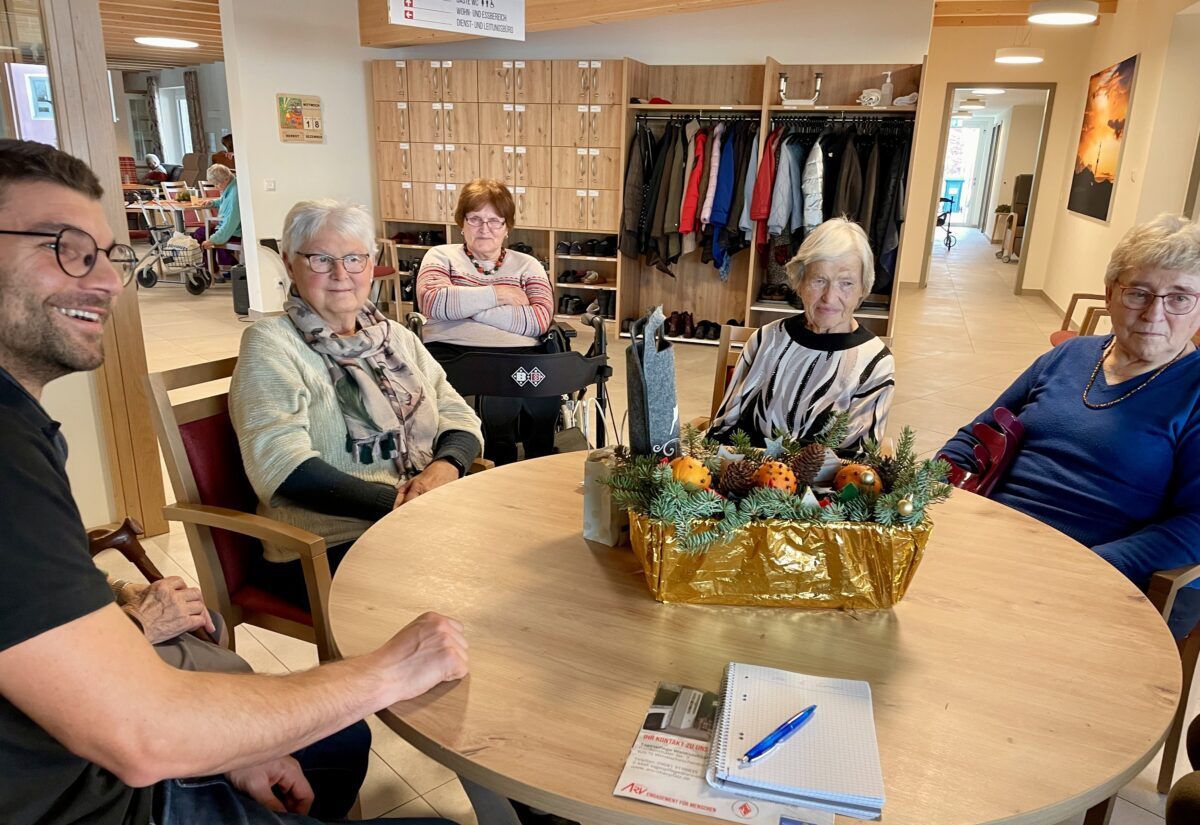Senioren in der ARV-Tagespflege Waldnaabtal: "Ich g'frei mi jeden Tag darauf"
