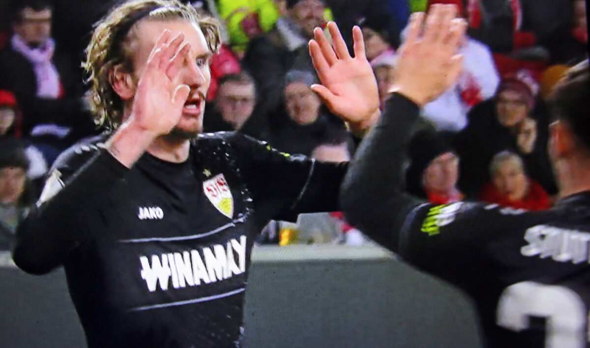 Jahn raus aus dem Pokal: Regensburg verabschiedet sich anständig gegen Stuttgarts Reserve