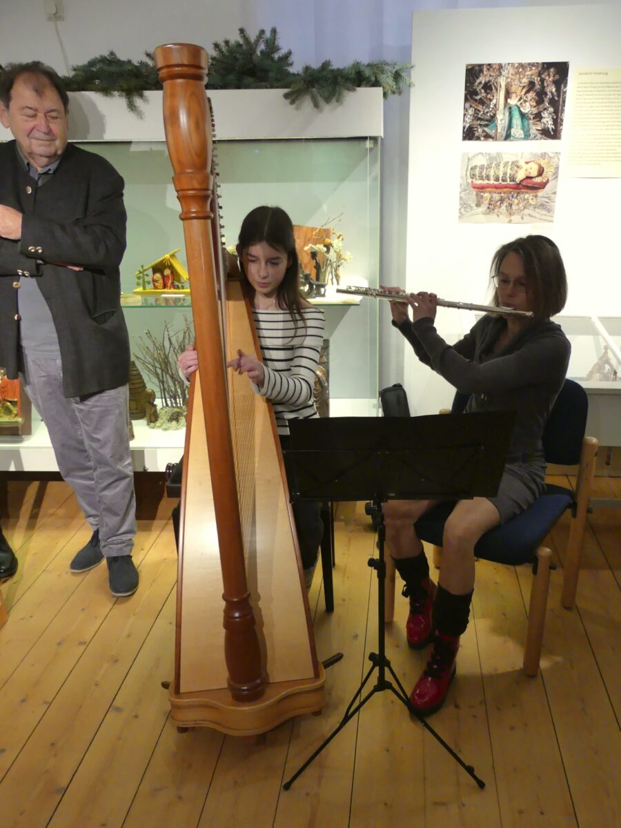 Krippen aus aller Welt im Schwandorfer Museum
