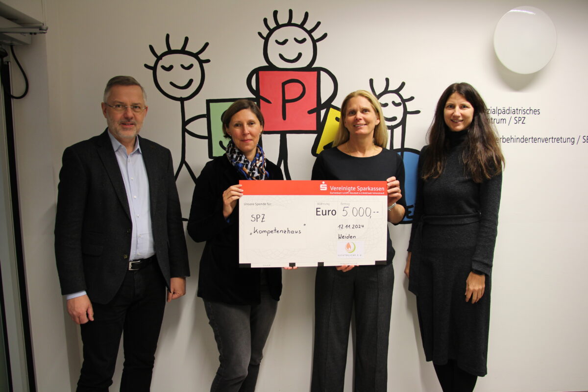Lichtblicke spendet 5000 Euro an Sozialpädiatrisches Zentrum