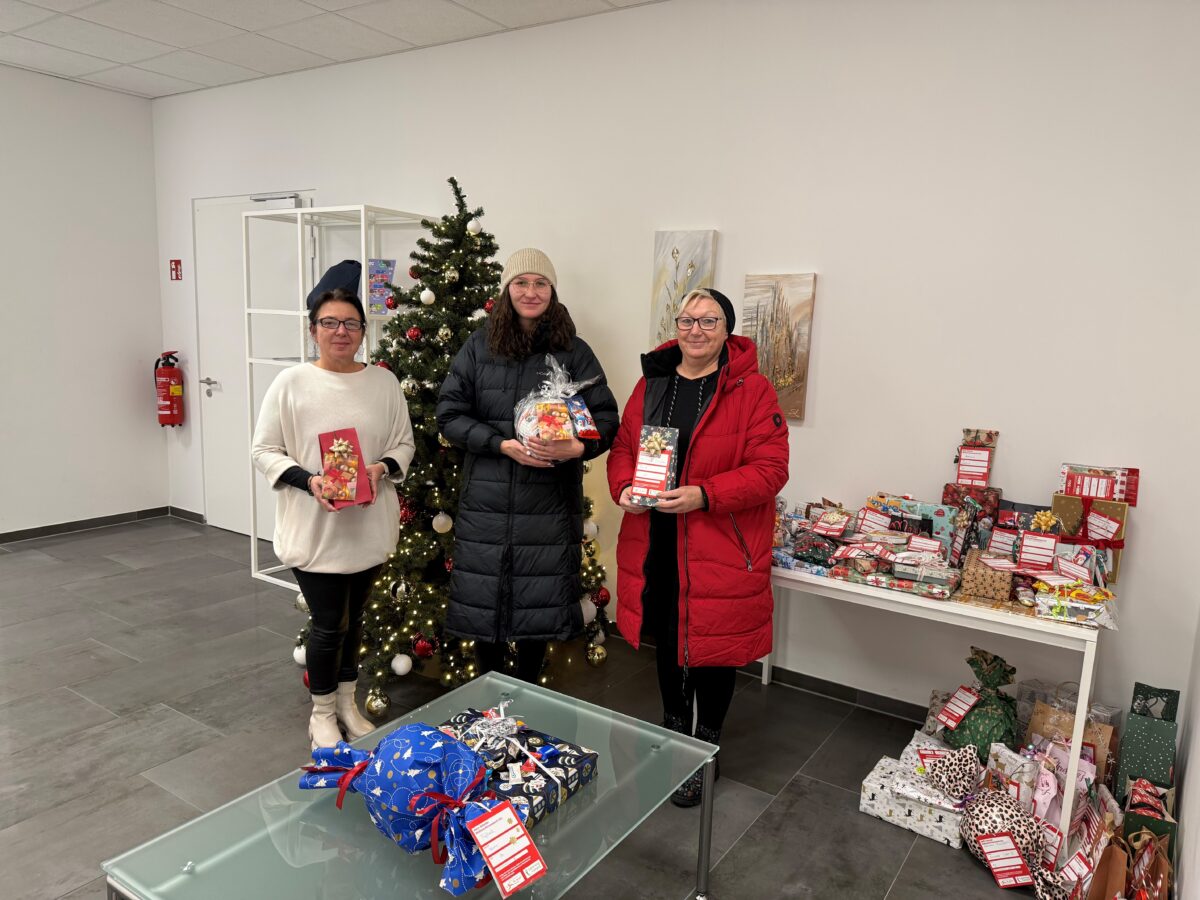 NOC verteilt 140 Geschenke an Kinder