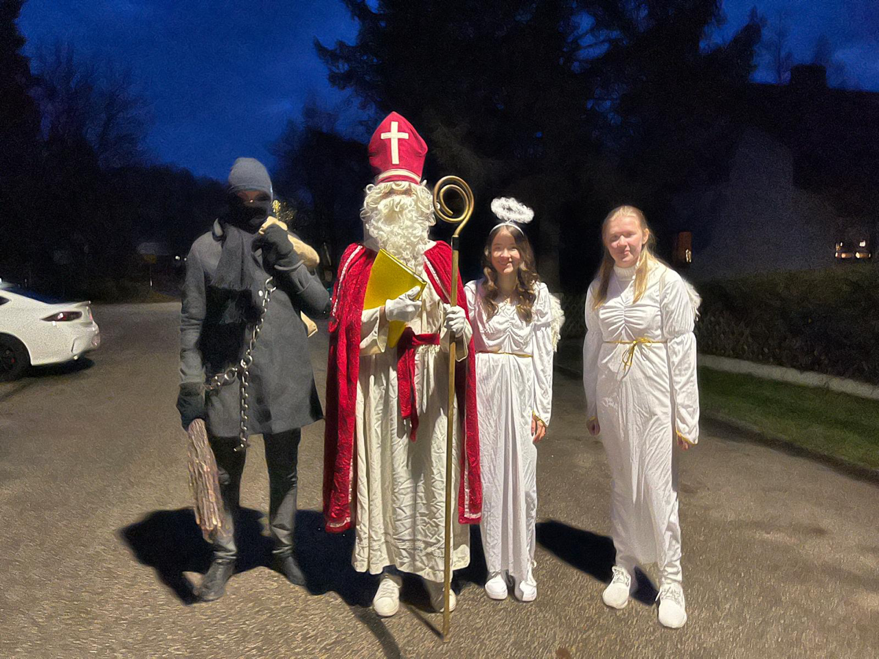 Nikolausdienst der KLJB Leuchtenberg begeistert Kinder