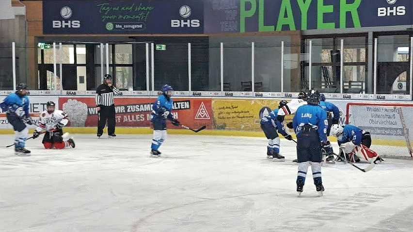 Young Blue Devils Weiden: Jedes Wochenende viel los beim Eishockey-Nachwuchs