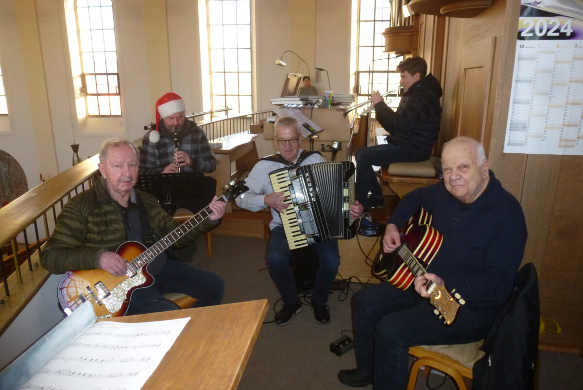 Weihnachtskonzert begeistert 400 Gäste in Weiherhammer