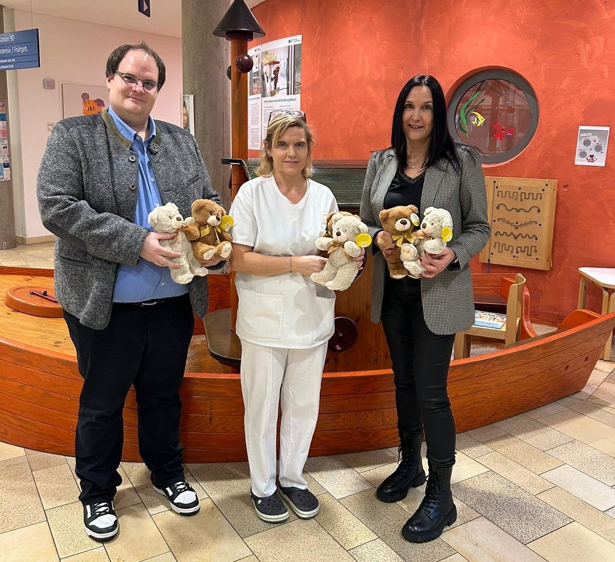 Trösterbärchen für die Kinderklinik