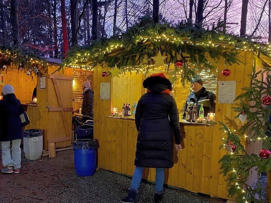 3. Tännesberger Weihnachtszauber: Ein Weihnachtsmarkt auf dem Weg zum Klassiker