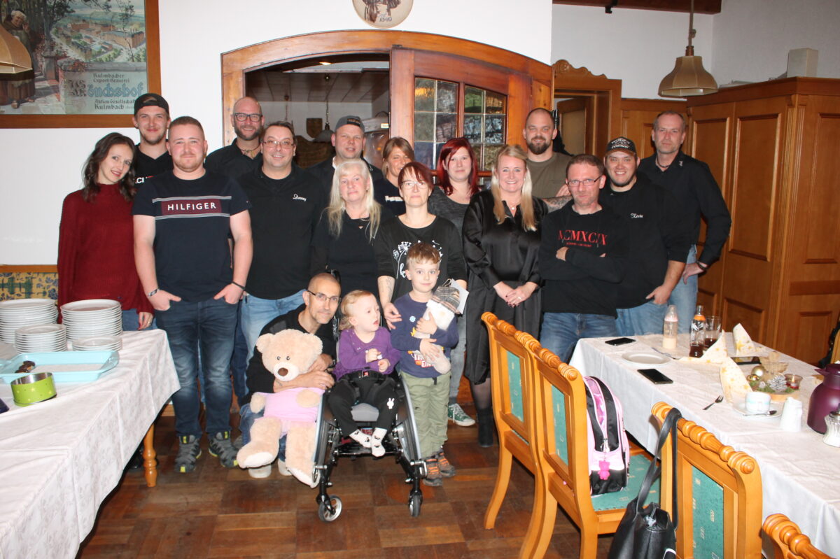 "Bärenbande" unterstützt krankes Mädchen mit 444 Euro