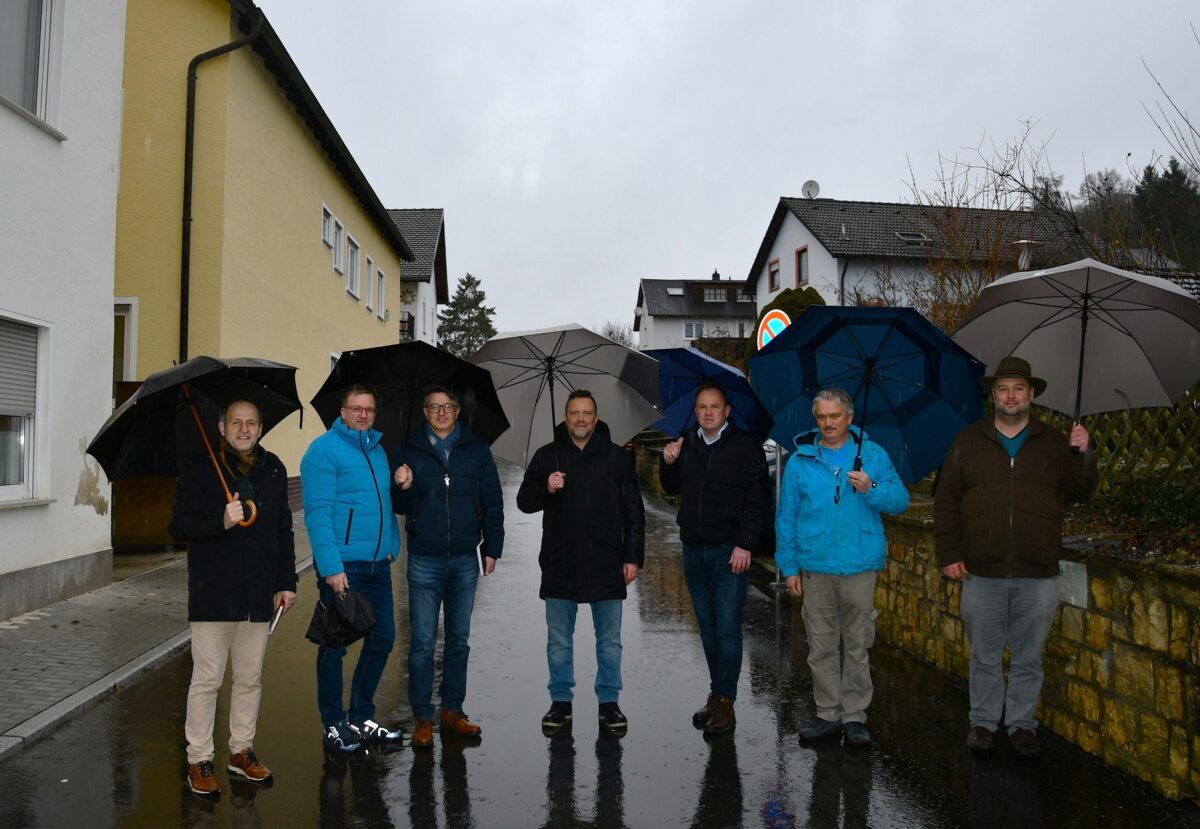 Straßenwiederherstellung nach Kanal- und Wasserleitungsarbeiten abgeschlossen