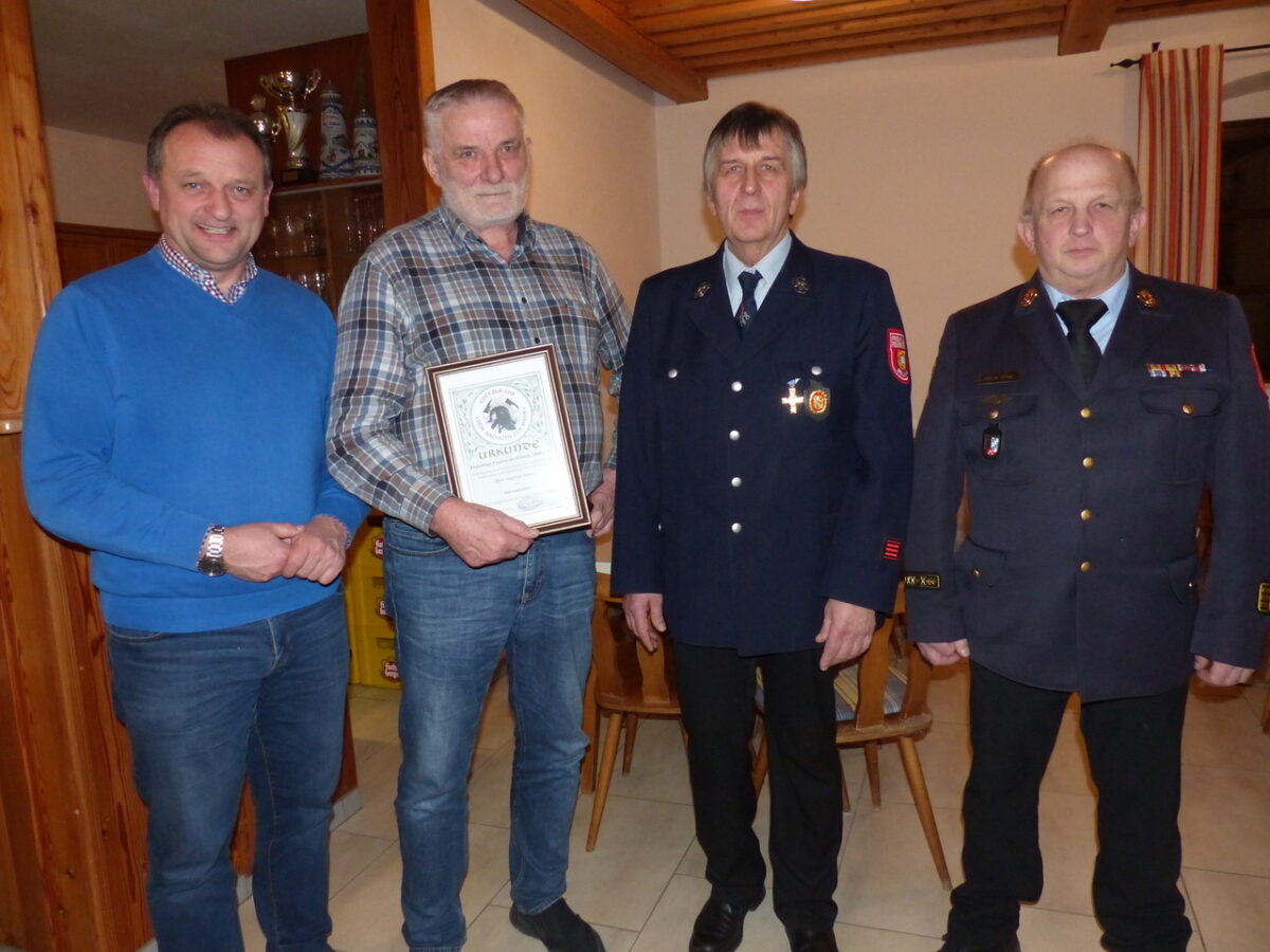 Feuerwehr Döllnitz hat 99 Mitglieder - Einsatzarmes Jahr