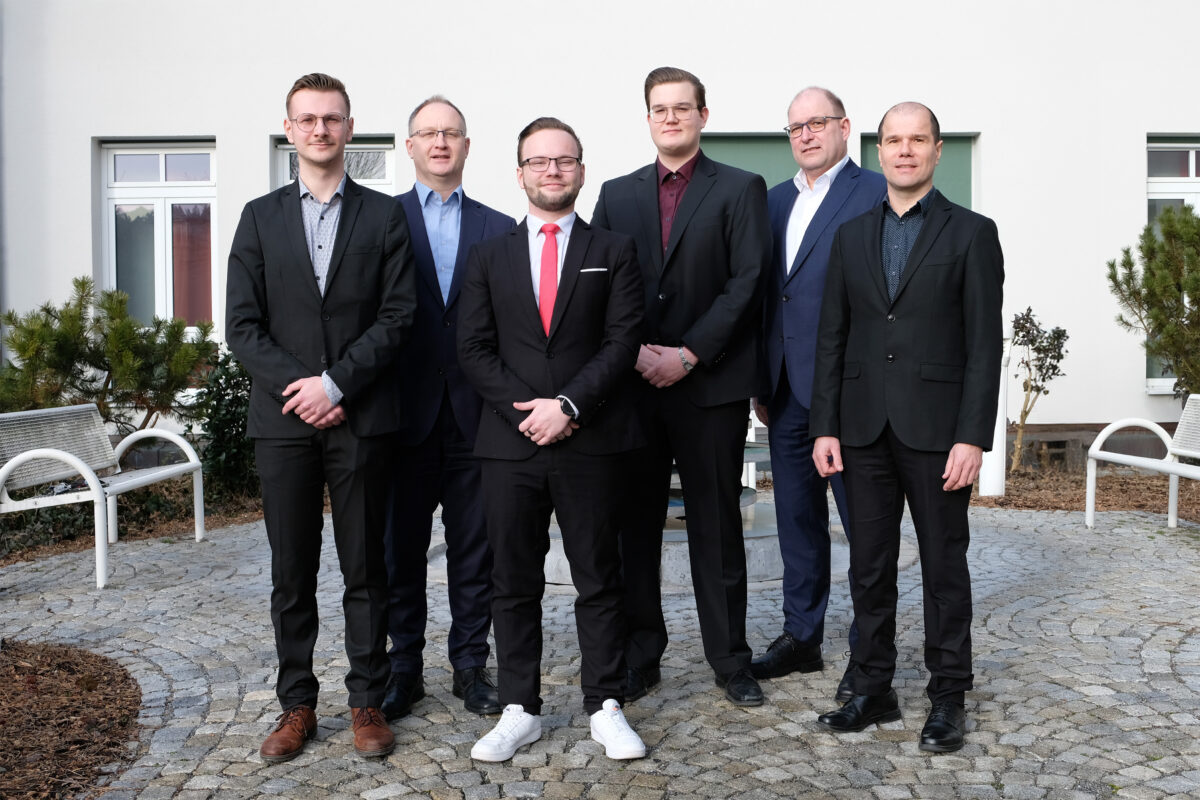 Gratulation für drei Azubis der Vereinigte Sparkassen