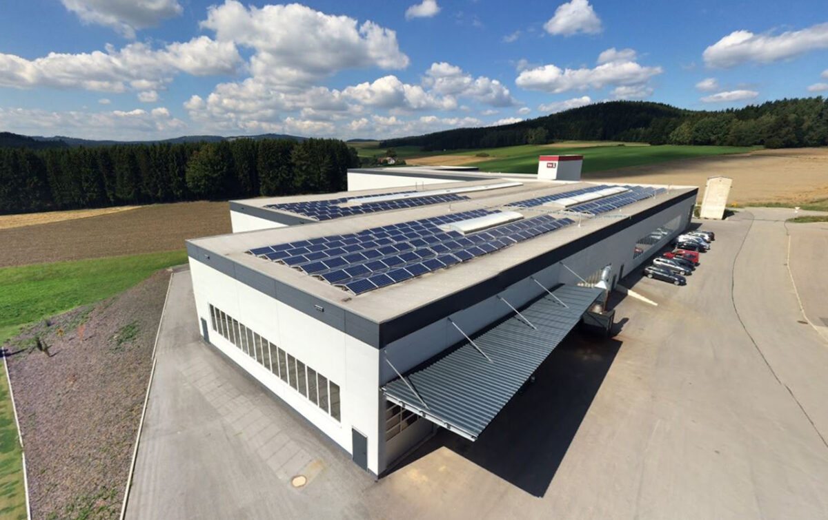 Schlaue Unternehmen nutzen die Kraft der Sonne und PV-Anlagen von GRAMMER Solar