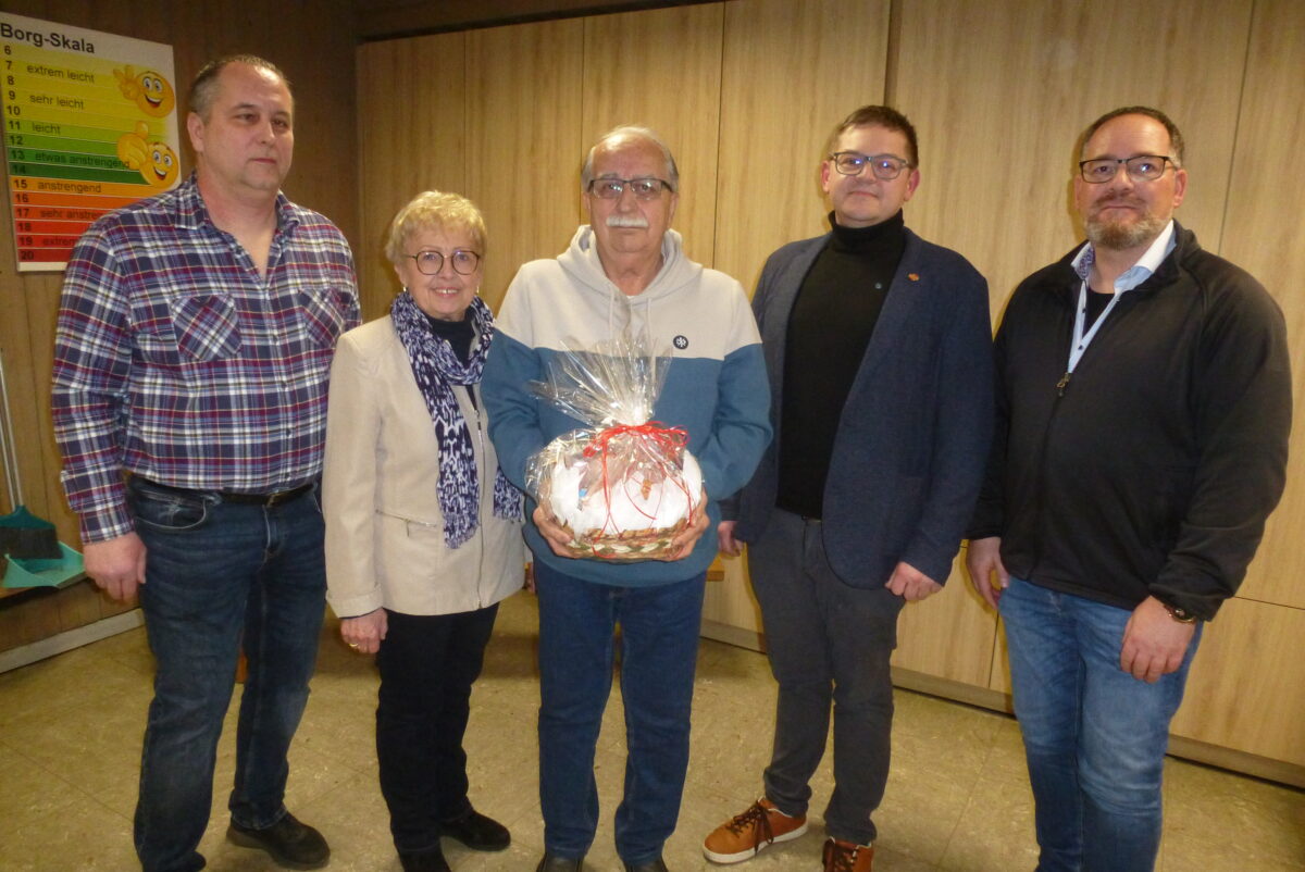 Josef Schweiger für jahrzehntelanges Ehrenamt geehrt