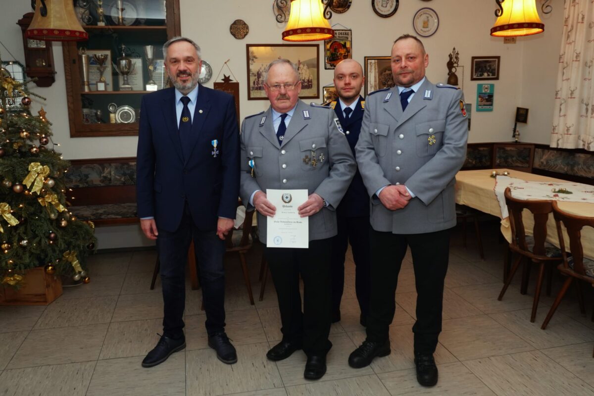 KSK Waldeck ehrt Mitglieder für langjährige Treue