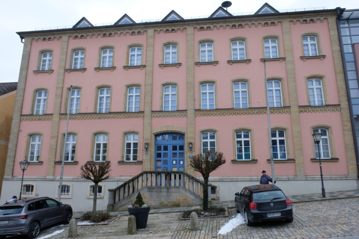 Post belebt Eschenbacher Wirtschaft mit Technikzentrale