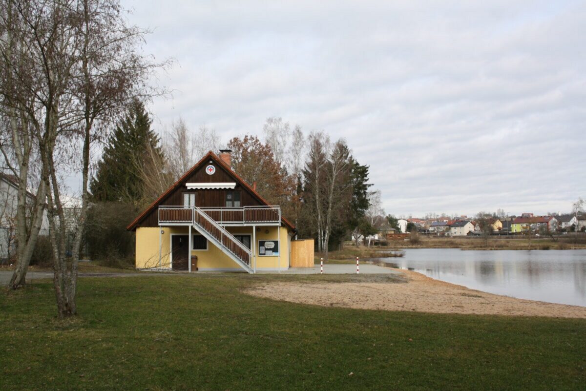Sanierungsbedarf am Wasserwachthaus in Pressath aufgedeckt