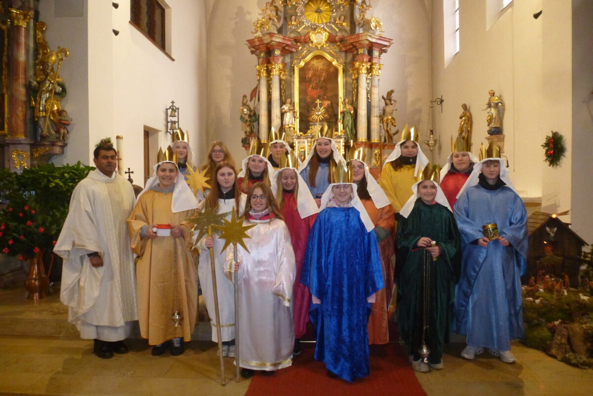 Sternsinger sammeln über 3.000 Euro für Kinder in Not