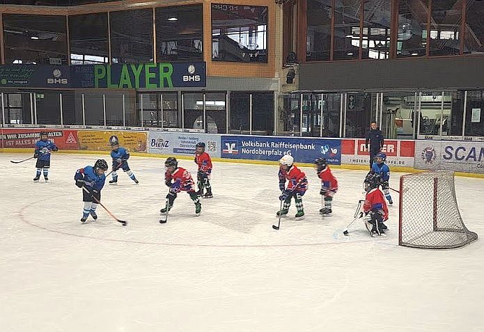 Young Blue Devils Weiden mit straffem Programm