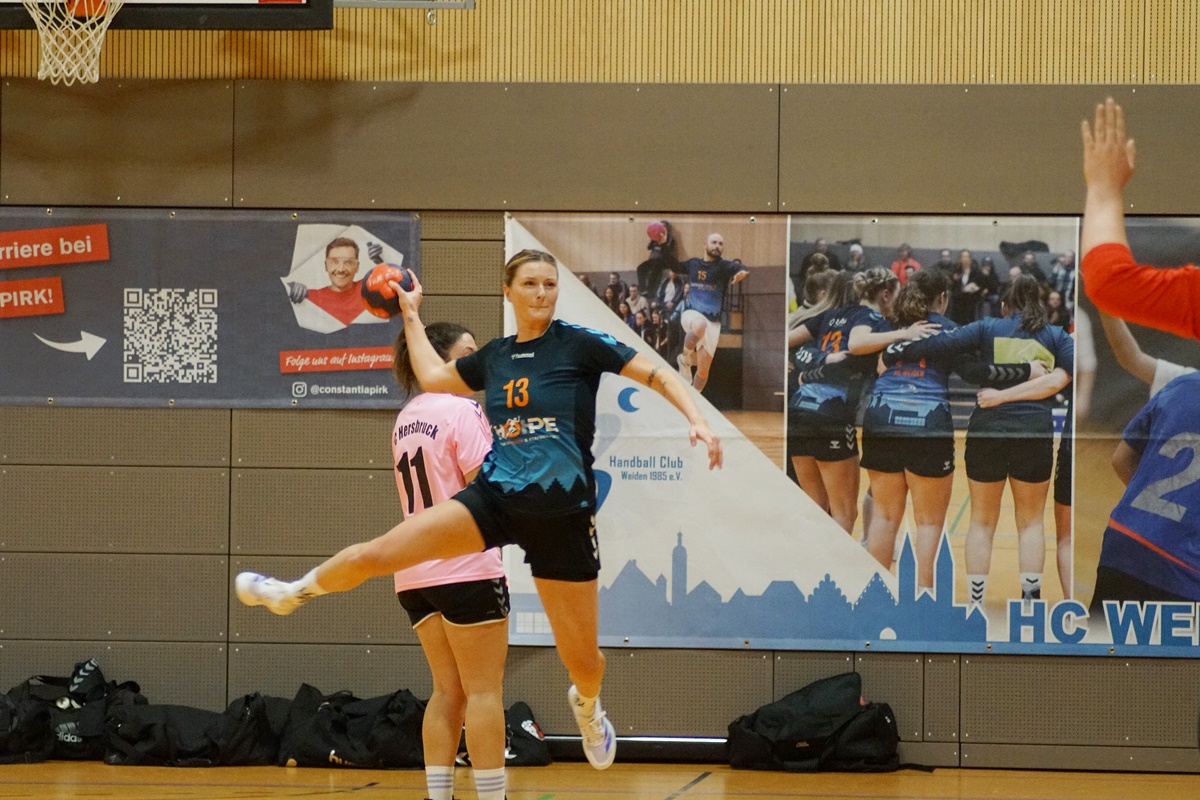 Weidens Handball Damen unterliegen Regensburg trotz engagiertem Kampf