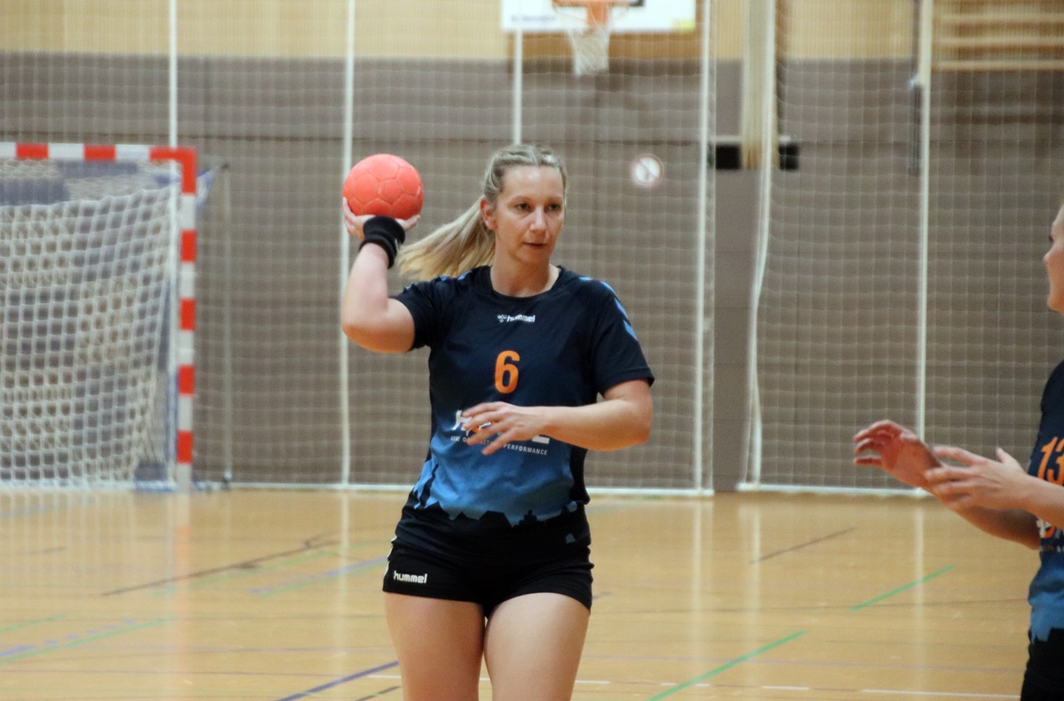 Handball: Damen aus Oberviechtach nutzen Weidener Schwächephase eiskalt aus