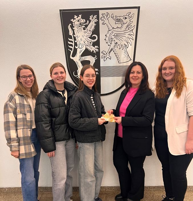 Ministranten aus Schönkirch unterstützen "Lichtblicke"