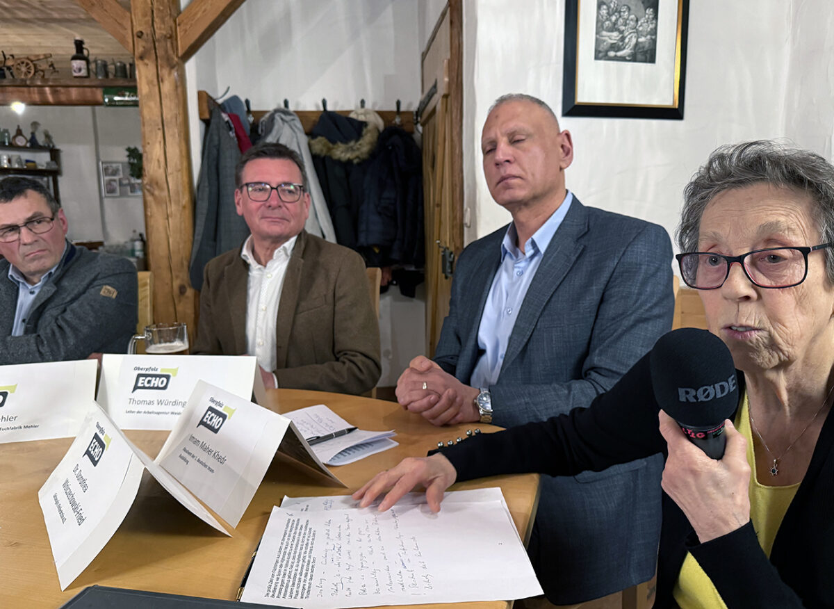 Migrations-Podium: „Die Jungs wollen arbeiten – nicht aufeinander hocken!“