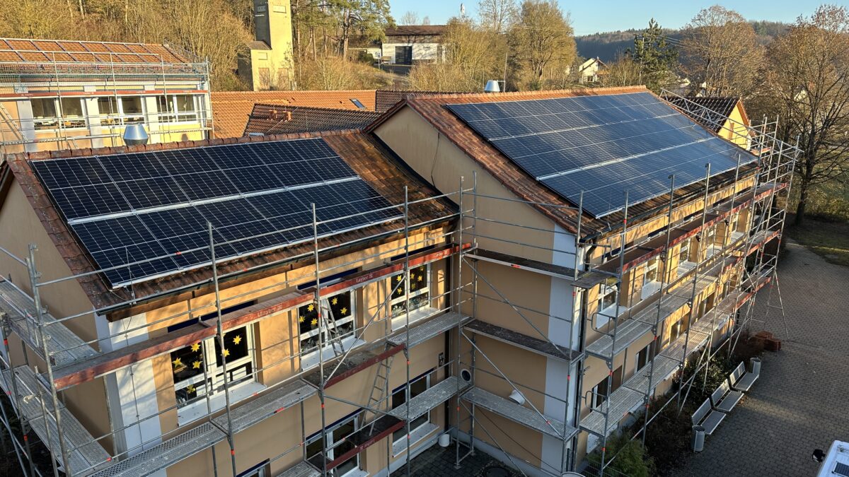 Illschwanger Grundschule mit innovativer Solarinitiative
