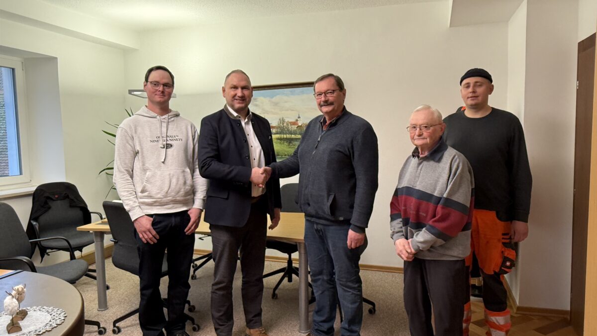 Mantel: Philipp Würdinger neuer Feldgeschworener