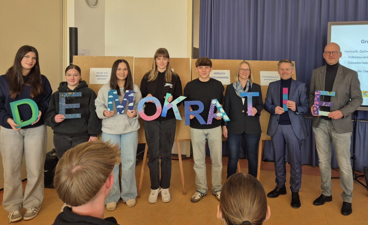 Schüler treffen Landtagsvize: Demokratie hautnah in Kemnath