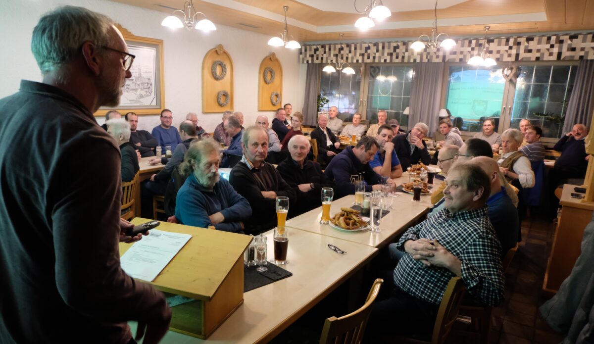 Flosser Waldbesitzer blicken auf das Wuchsjahr 2024 und sind zuversichtlich