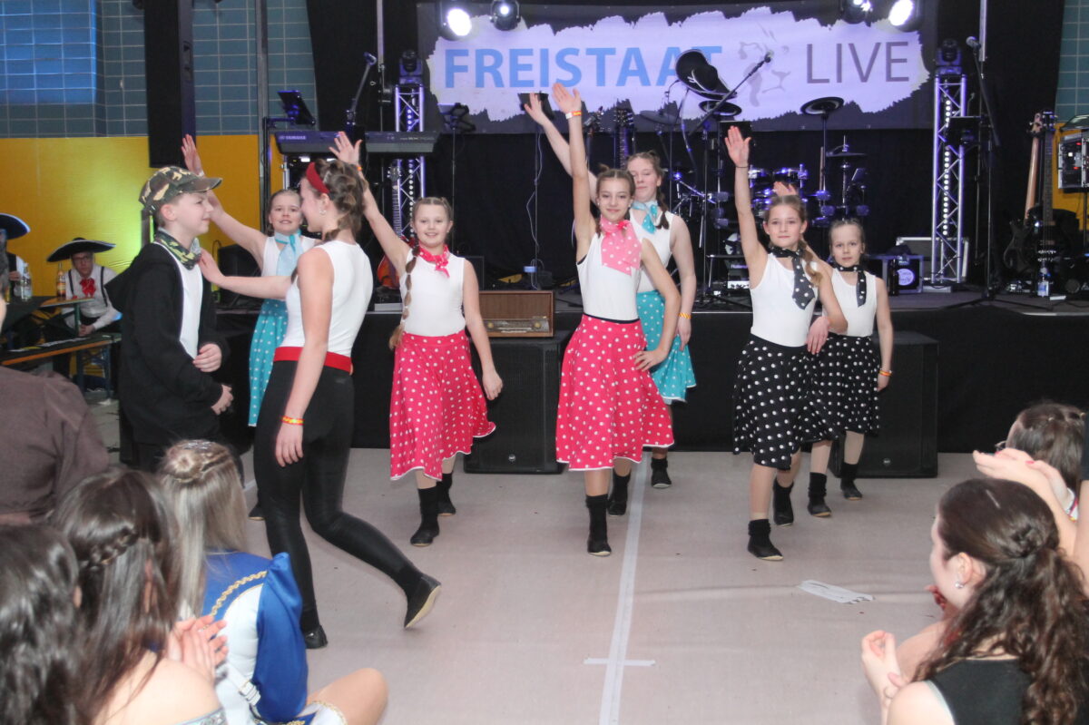 Waidhaus feiert ausgelassene Faschingsnacht