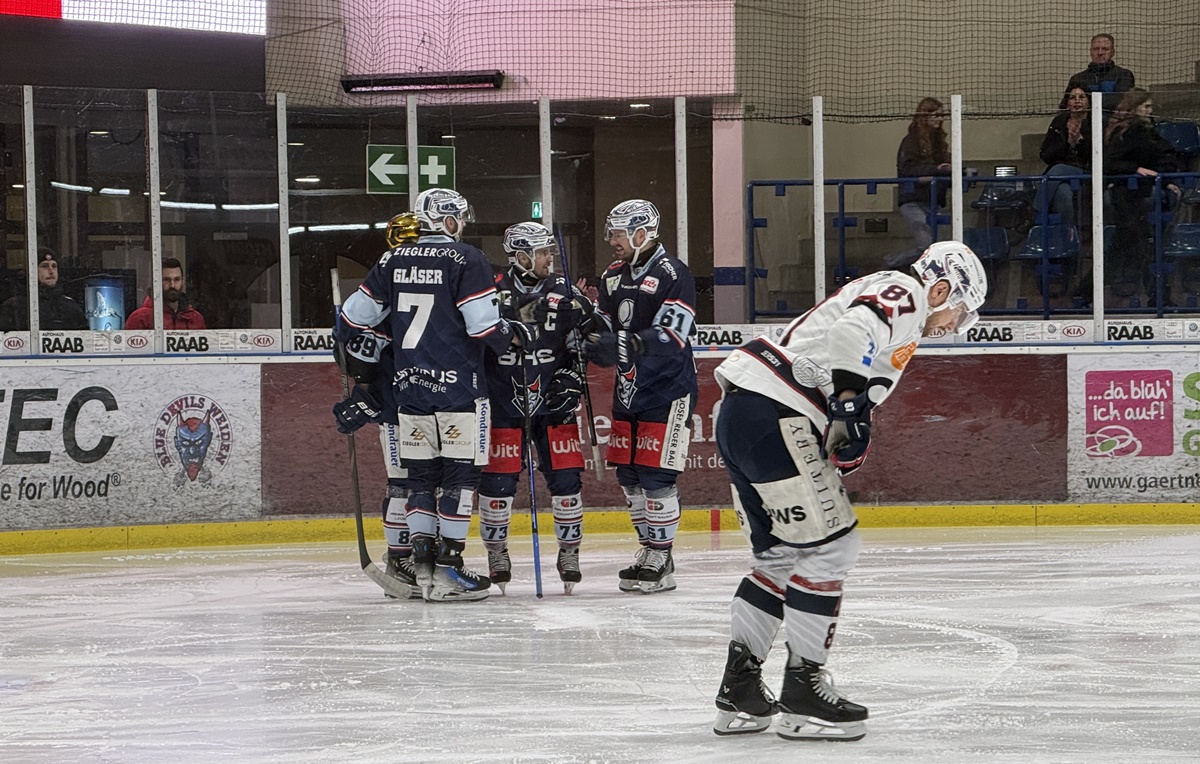 4:6 - Die Blue Devils verlieren in Überzahl
