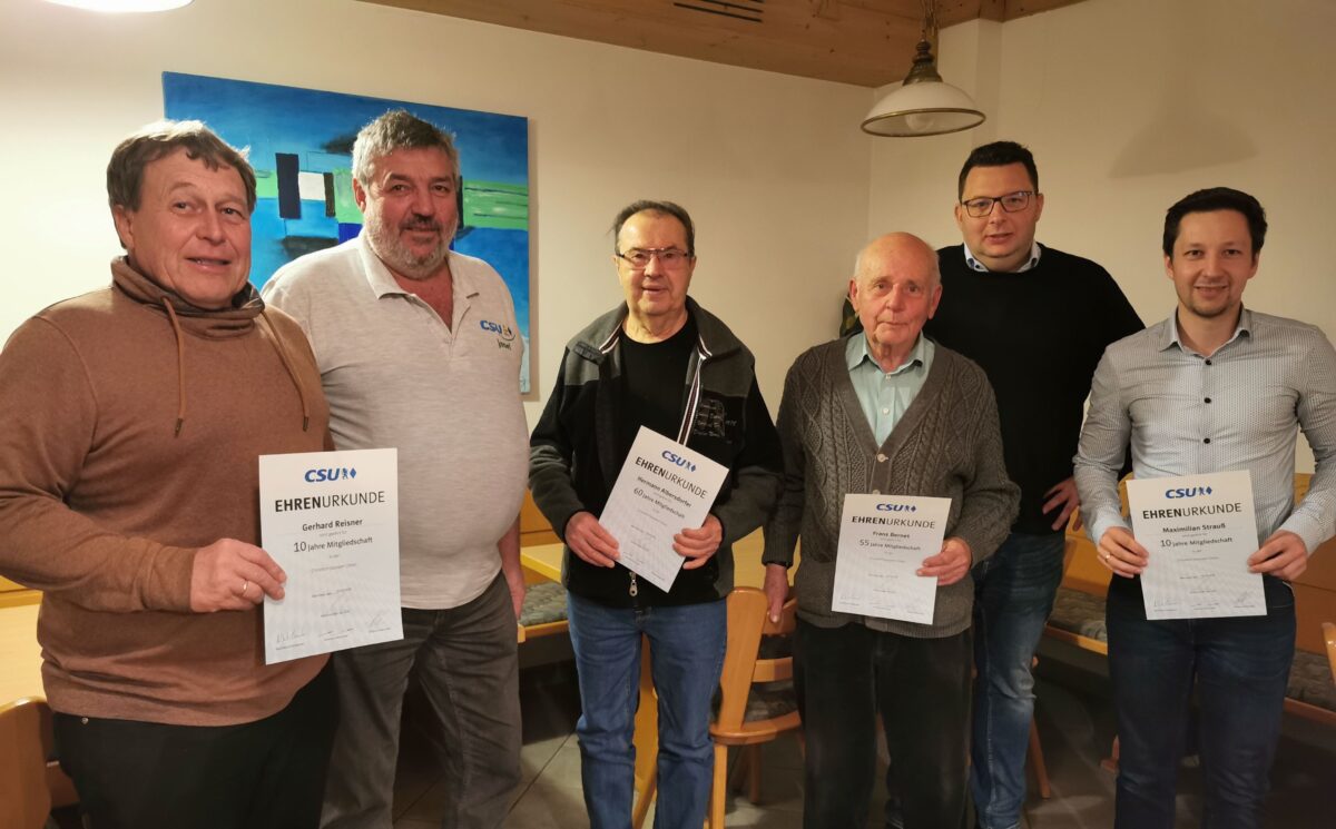 CSU Kirchenthumbach ehrt langjährige Mitglieder
