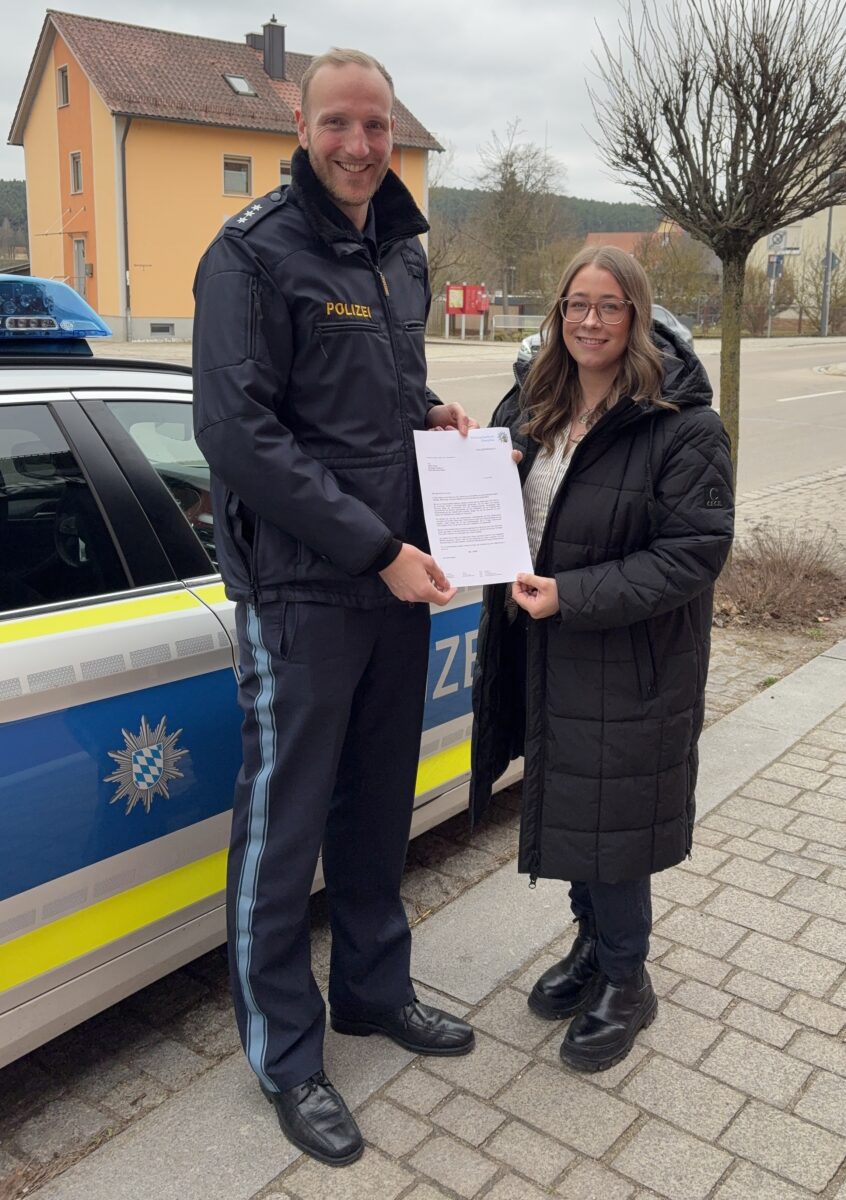 Engagierte Bürgerin hilft bei der Aufklärung von  Verkehrsunfall