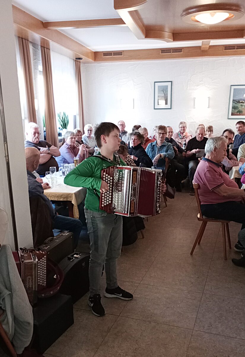 Erfolgreiches 15. Musikantentreffen in Moosbach begeistert
