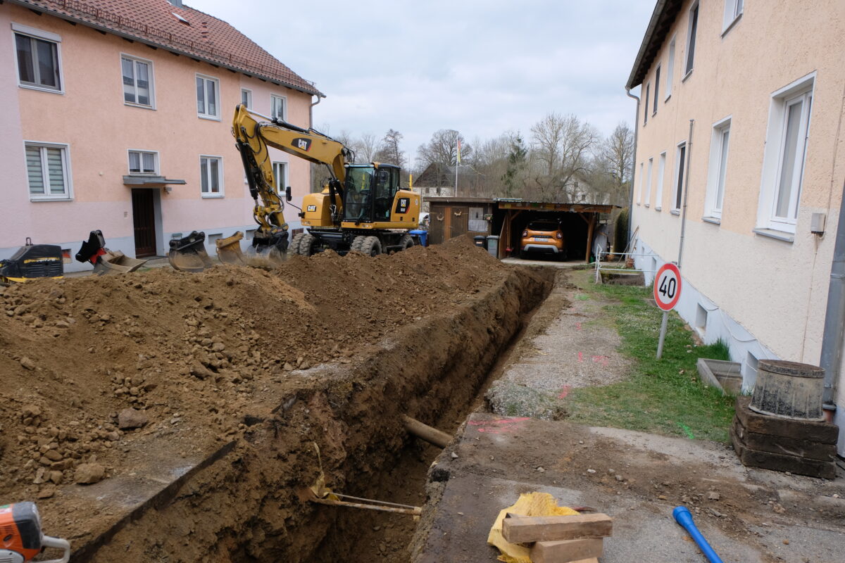 Hauswasseranschlüsse in Floß werden erneuert