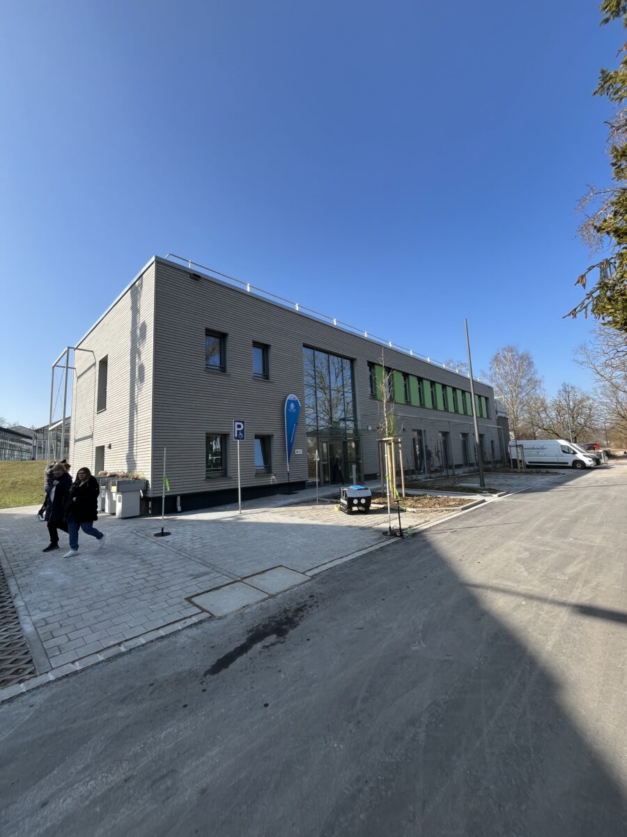 Quadratisch, praktisch, innovativ – mit tatkräftiger Unterstützung aus Weiden