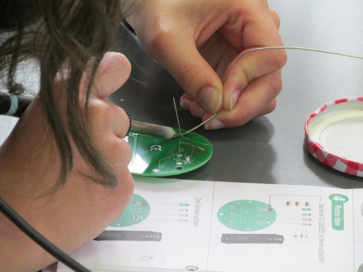 Ferien mal anders? - Das spannende Oster-Praktikum mit "WITRON Young Talents"