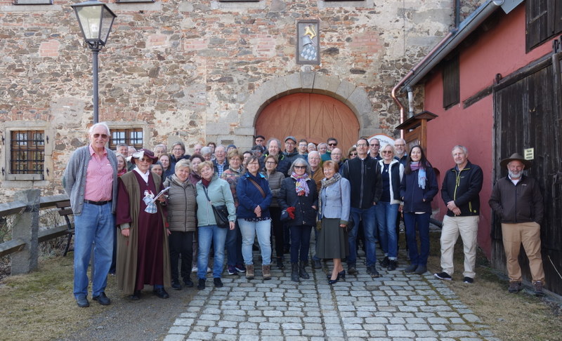 Kanusaison in Oberpfalz mit Schlossbesichtigung gestartet
