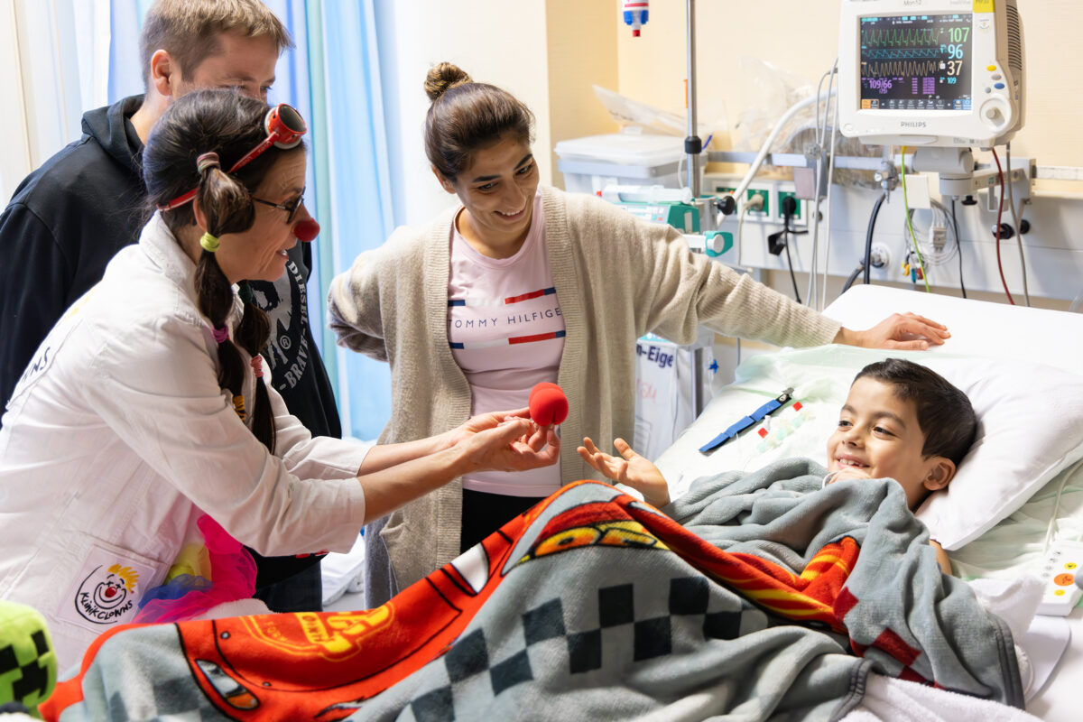 KlinikClowns: Lachen als Medizin in bayerischen Kliniken