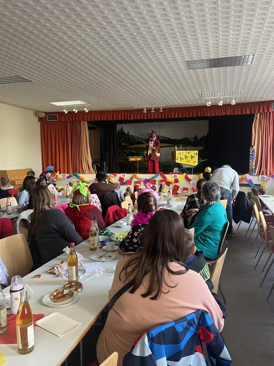 Magie am Fasching: Sirbas begeistert in Schirmitz