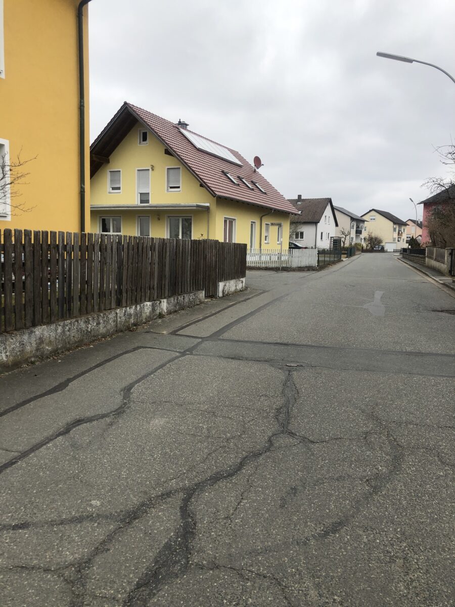 Mantel entscheidet über Sanierung und Neubauten