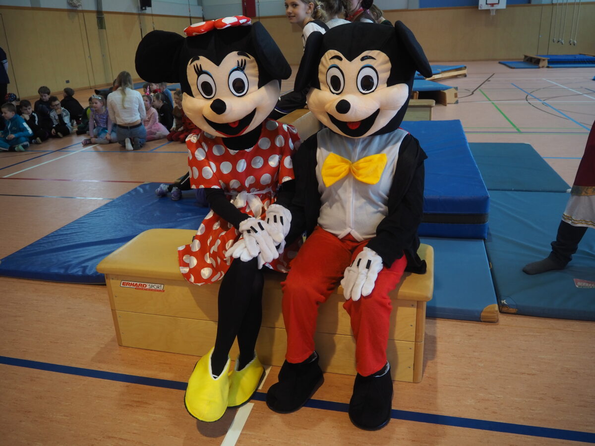 Faschingsturnen begeistert Erbendorfer Schüler