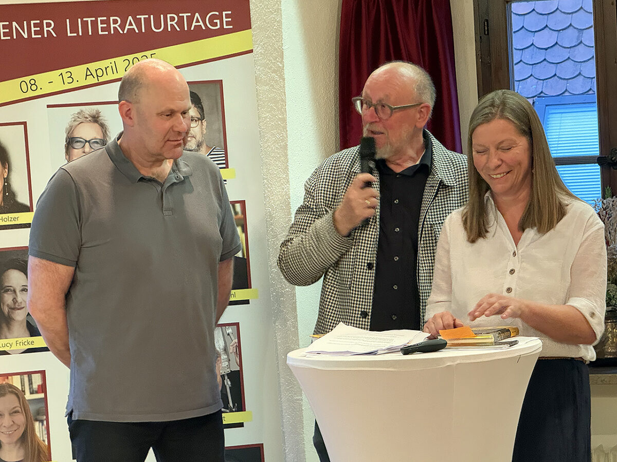 Voller Kultursaal: „Stolpersteine“-Lesung von Christine Ascherl im Rahmen der Literaturtage