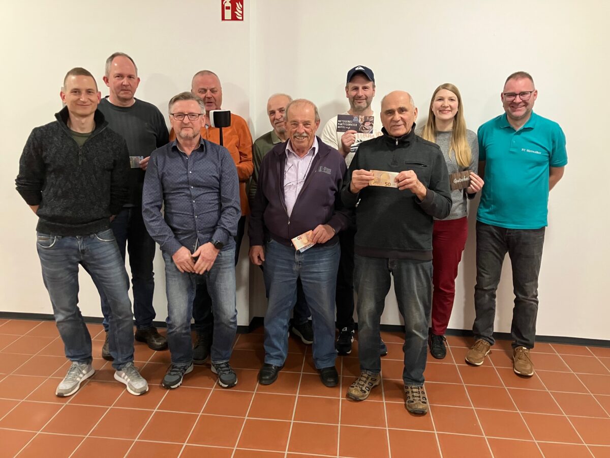 Willi Uschold triumphiert beim Preisschafkopf